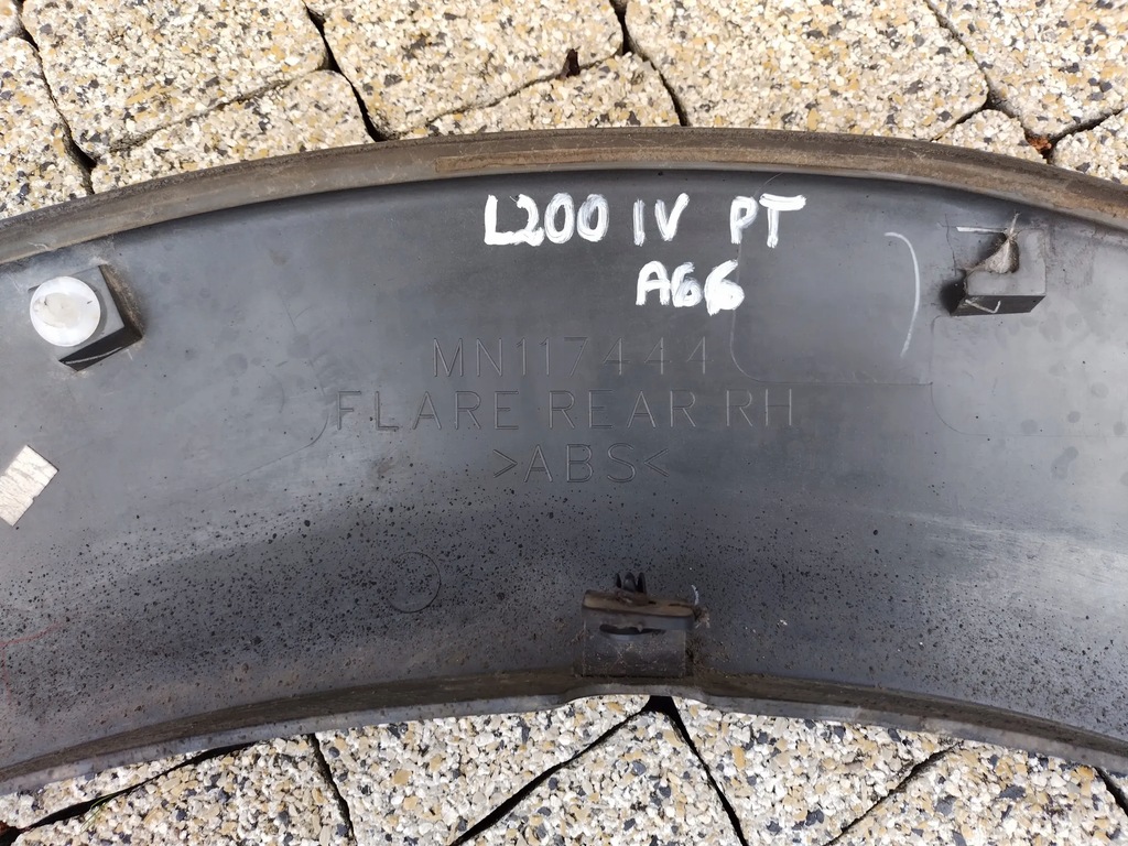 фото №6, Mitsubishi l200 iv правая задняя молдинг крыла подкрылок mn117444 oryg