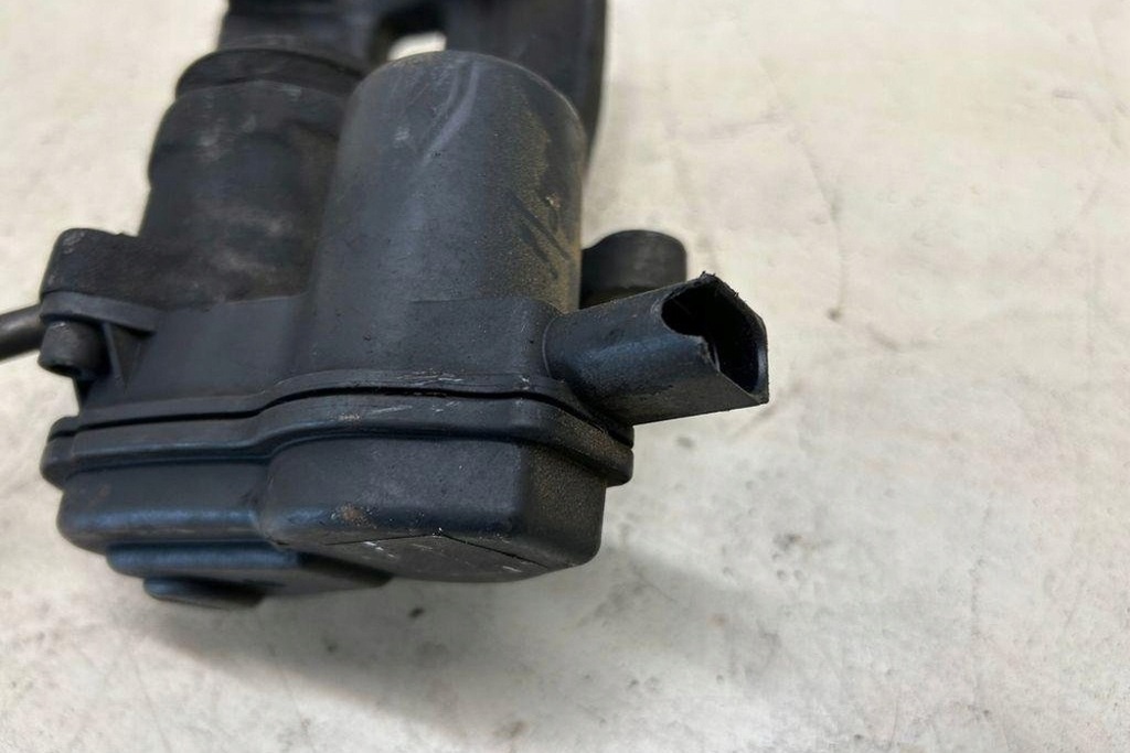 фото №7, Супорт гальмівний задній лівий audi a8 d2 4d2, 4d8 4h0615403a 4.2l бензиновий