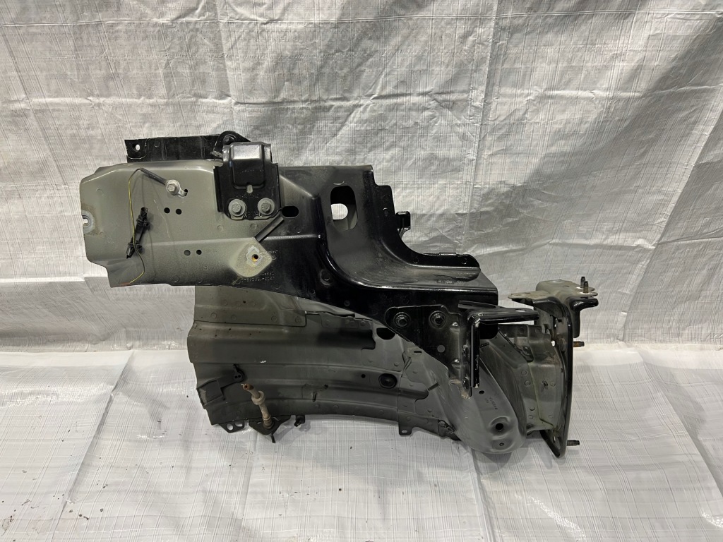 фото №1, Чверть лонжерон перед права jaguar e-pace