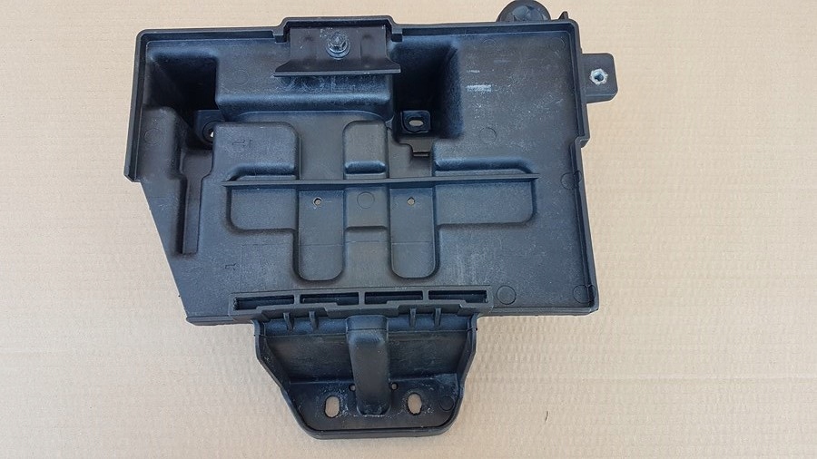 фото №1, Kia sportage iii основа акумулятор 37150-2s200