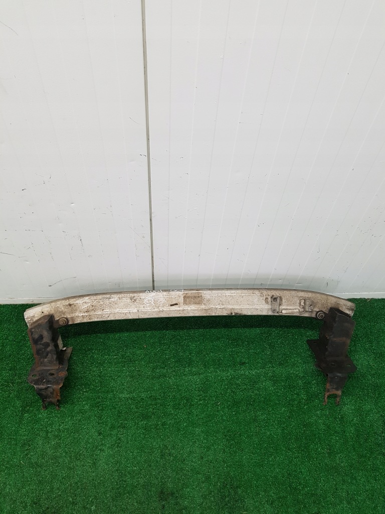 Купити Балка pod бампер передній audi q7 4l0807113a