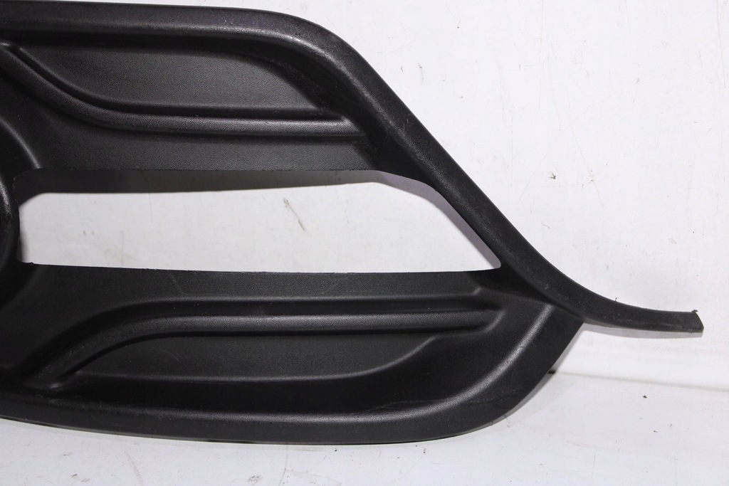 фото №3, Решётка решётка радиатора противотуманной фары правая renault megane iv