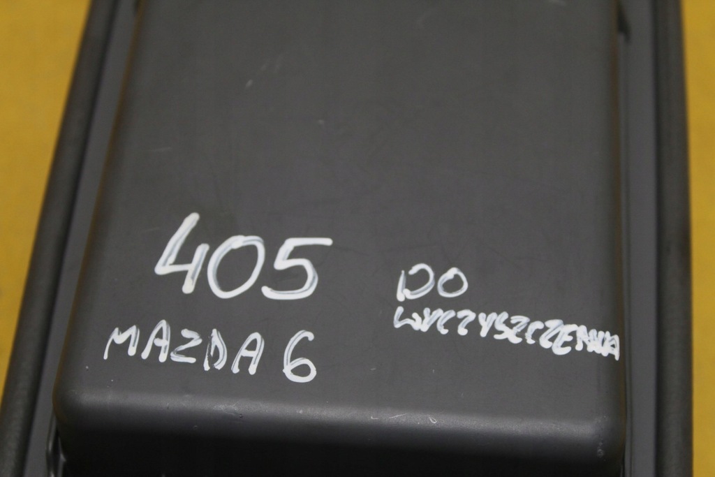 фото №13, Подлокотник бардачок mazda 6 vi