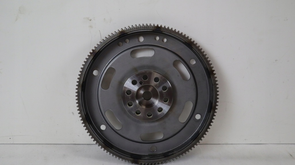 фото №1, Колесо маховик volvo xc40 1.5 t3 31492182