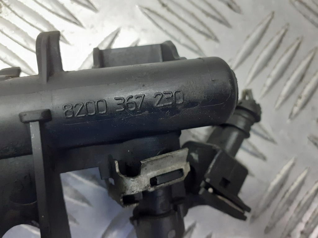 фото №3, Молдинг впрыскная renault clio iii 1.2 8200367230