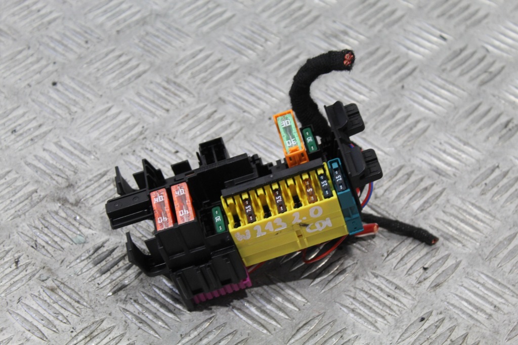 фото №1, Коробка предохранителей mercedes e-klasa w213 lift