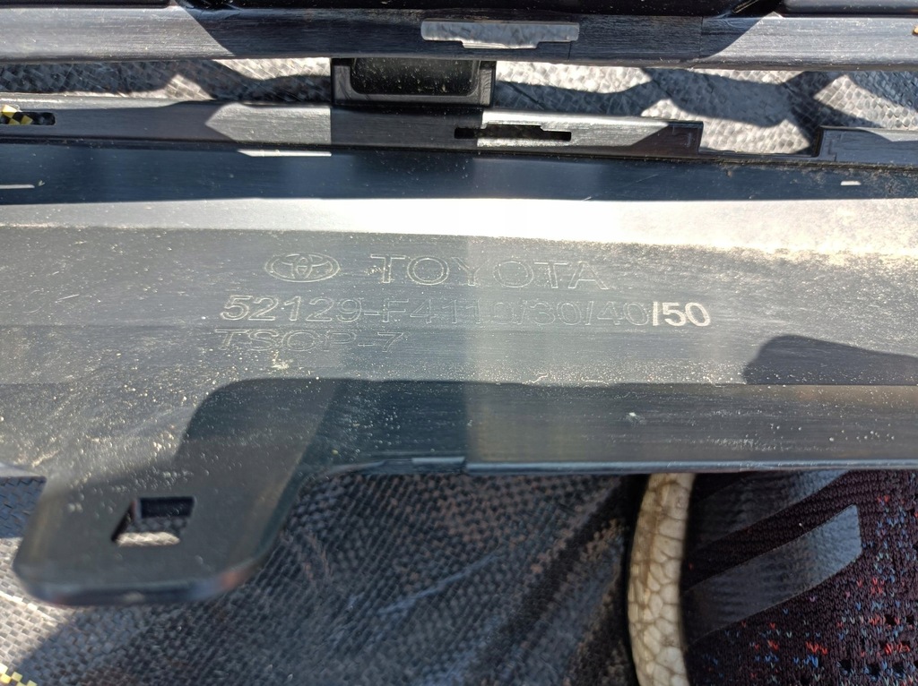 фото №11, Toyota ch-r 19- решітка бампера перед передня oryg