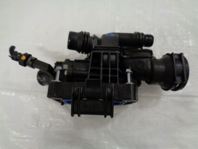 фото №8, Peugeot 2008 ii 1.5 bluehdi корпус термостата