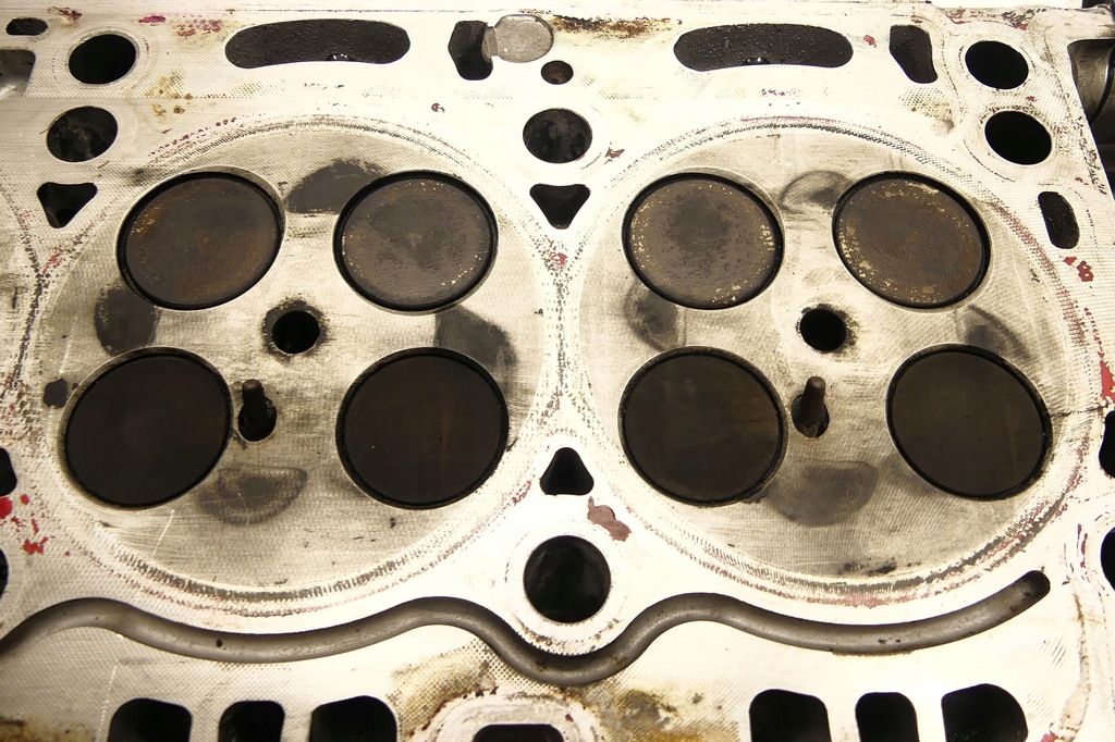 фото №13, Audi q7 sq7 a8 d5 q8 4.0 tdi v8 60tdi cza головка циліндрів ліва