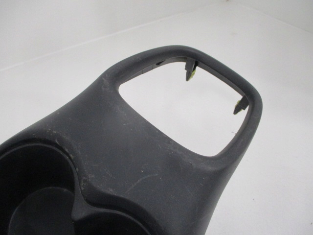 фото №12, Peugeot 108 рамка кронштейн na чашки 58804-0h010