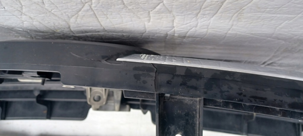 фото №11, Toyota hilux viii 8 lift invincible 20- бампер перед передній