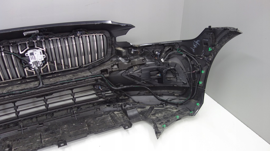 фото №8, Volvo s60 v60 iii бампер передний inscription