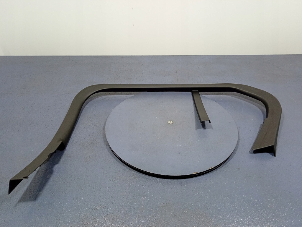 фото №1, Bmw 1 f40 молдинг рамка защита рамы дверь правый задняя 7464798