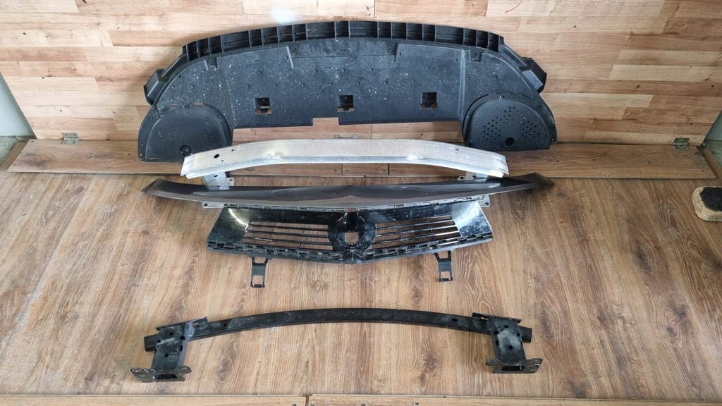 фото №1, Решітка радіатора передня решітка радіатора opel astra l vi оригінал