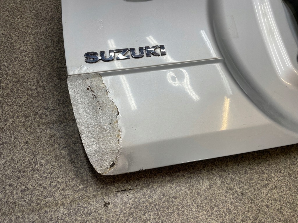 фото №11, Крышка багажника багажника стекло задняя z2s c02 серебристая suzuki grand vitara 2 ii 5 дверь