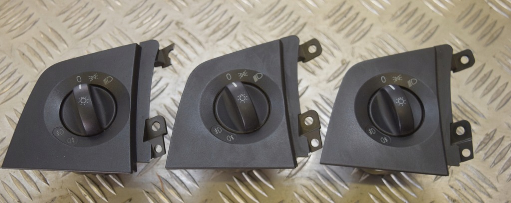 фото №1, Выключатель света mercedes actros mp4