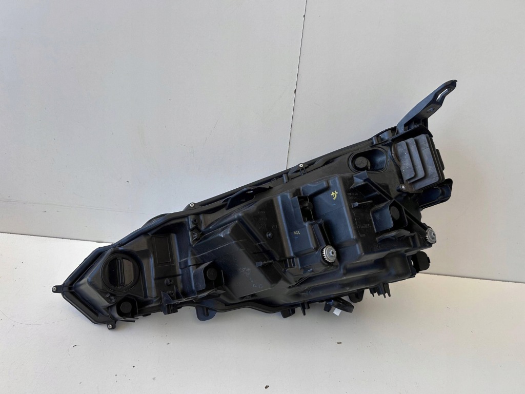 Lexus ux лампа права перед full led 81145-76291 оригінал Недорого