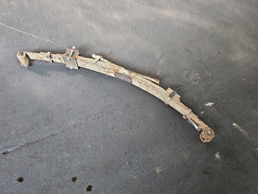 Купити Ресора задній задній 4-pióra daihatsu feroza