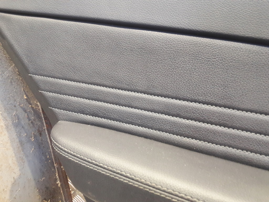 фото №14, Mercedes gle w166 обивка обшивка дверь задняя