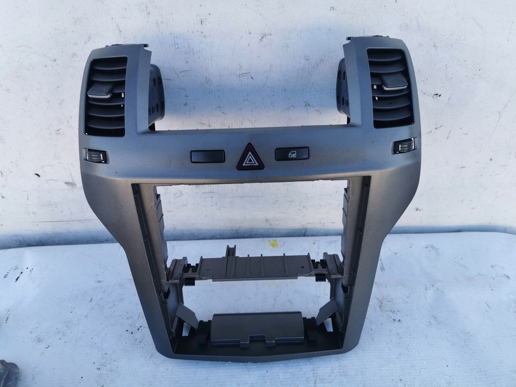 фото №1, Рамка радио консоли opel zafira b