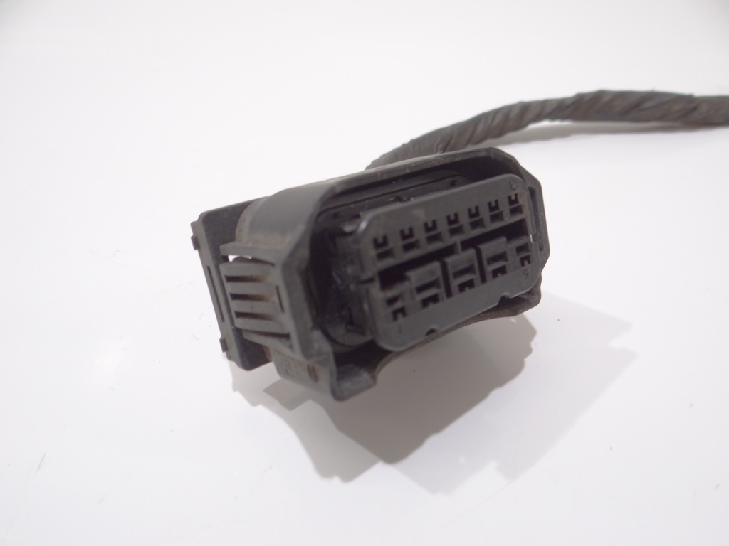 фото №3, Колодка штекер лампы перед mini r60 h4