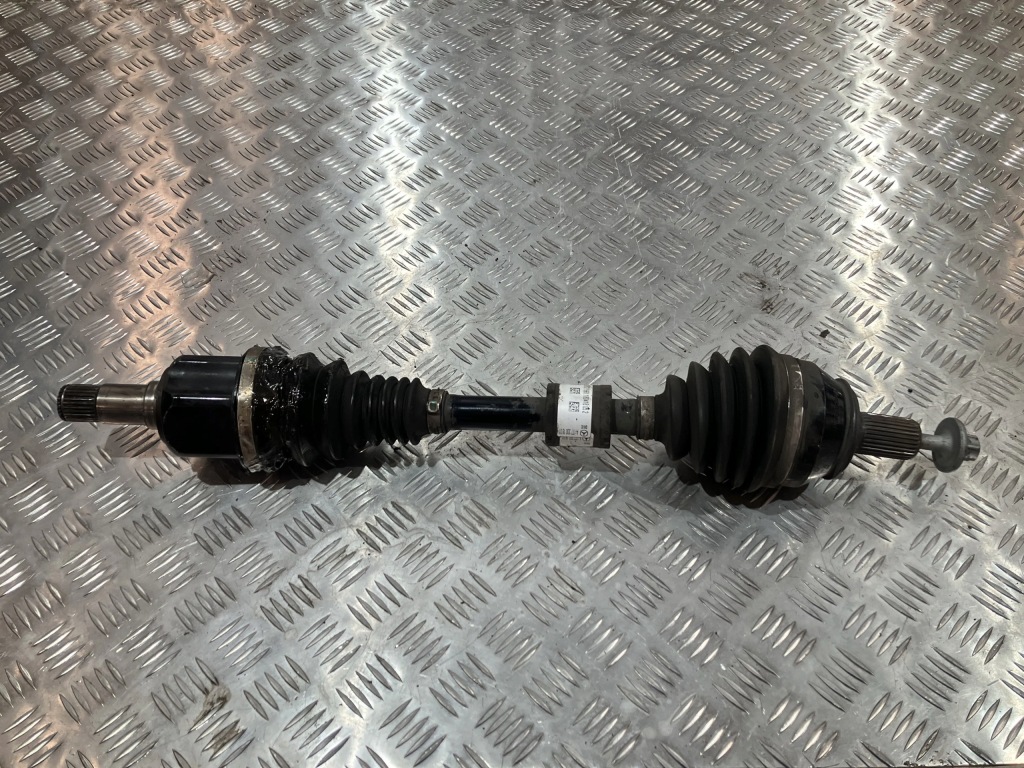 Купити Привідний вал ліва короткий mercedes a klasa w177 hb 1.5 cdi