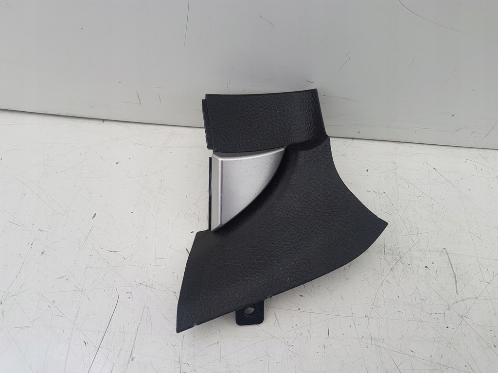 фото №1, Пластик заглушка молдинг subaru outback 66242aj010