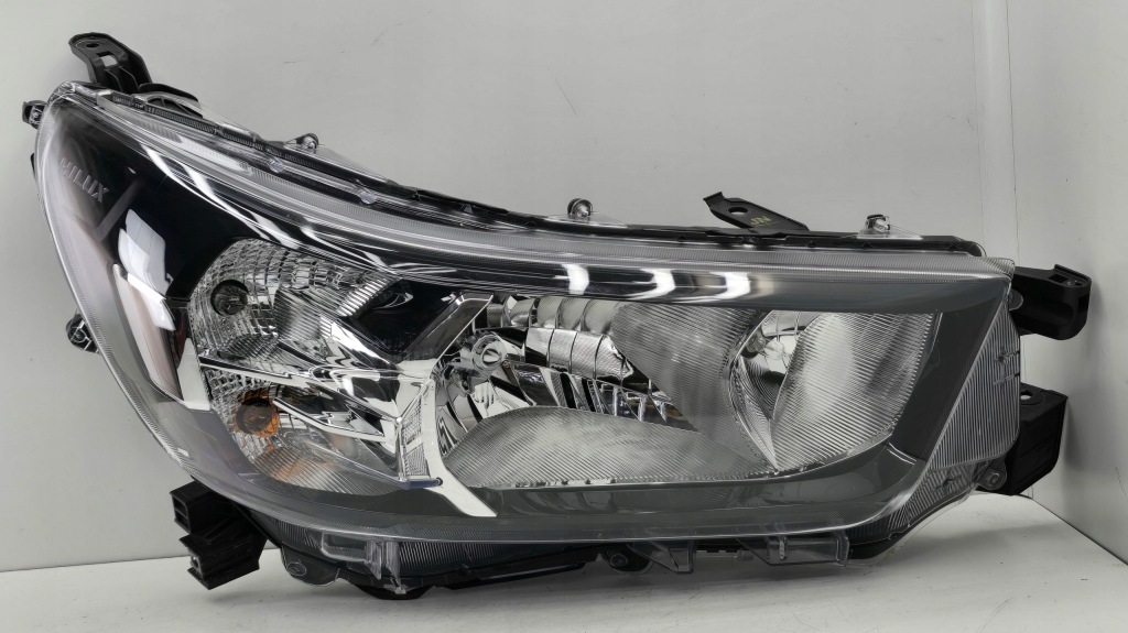 фото №1, Toyota hilux 8 viii lift фара правый лампа передняя правая 81110-0kk60