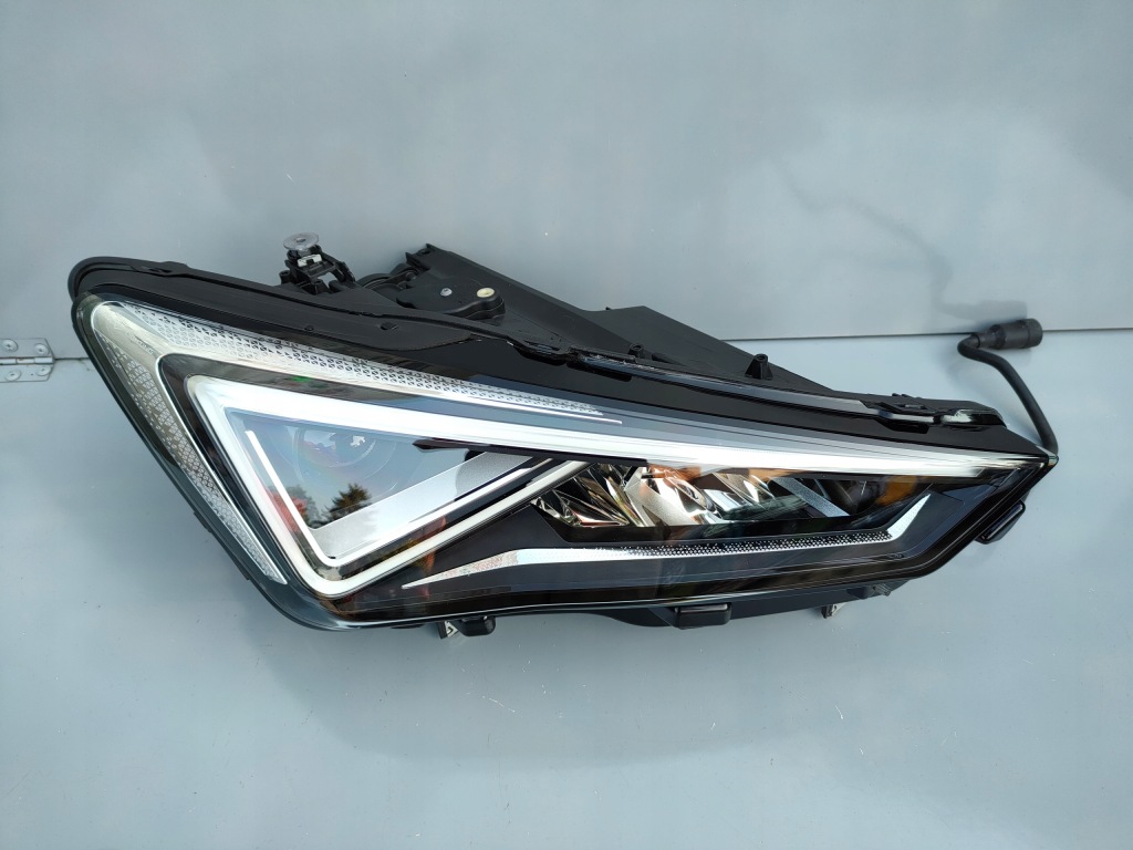 фото №1, Seat tarraco лампа перед права full led kpl lighting uk 5fk941008d