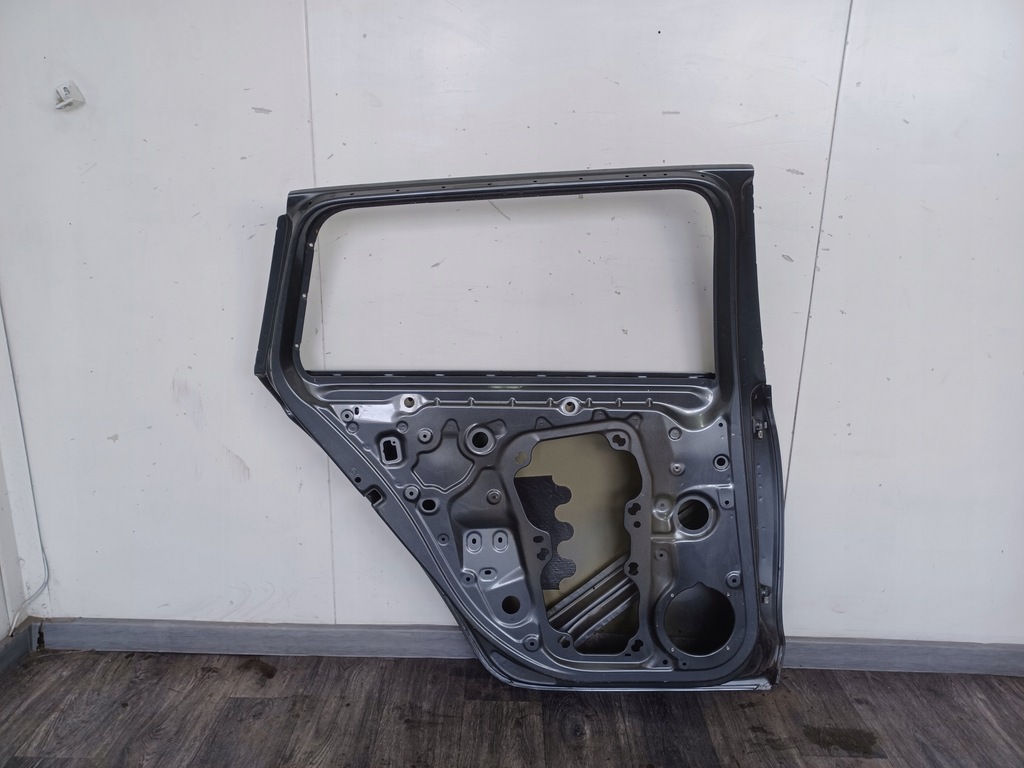 фото №16, Двері ---- skoda octavia iv kombi ---- задні ліва ----