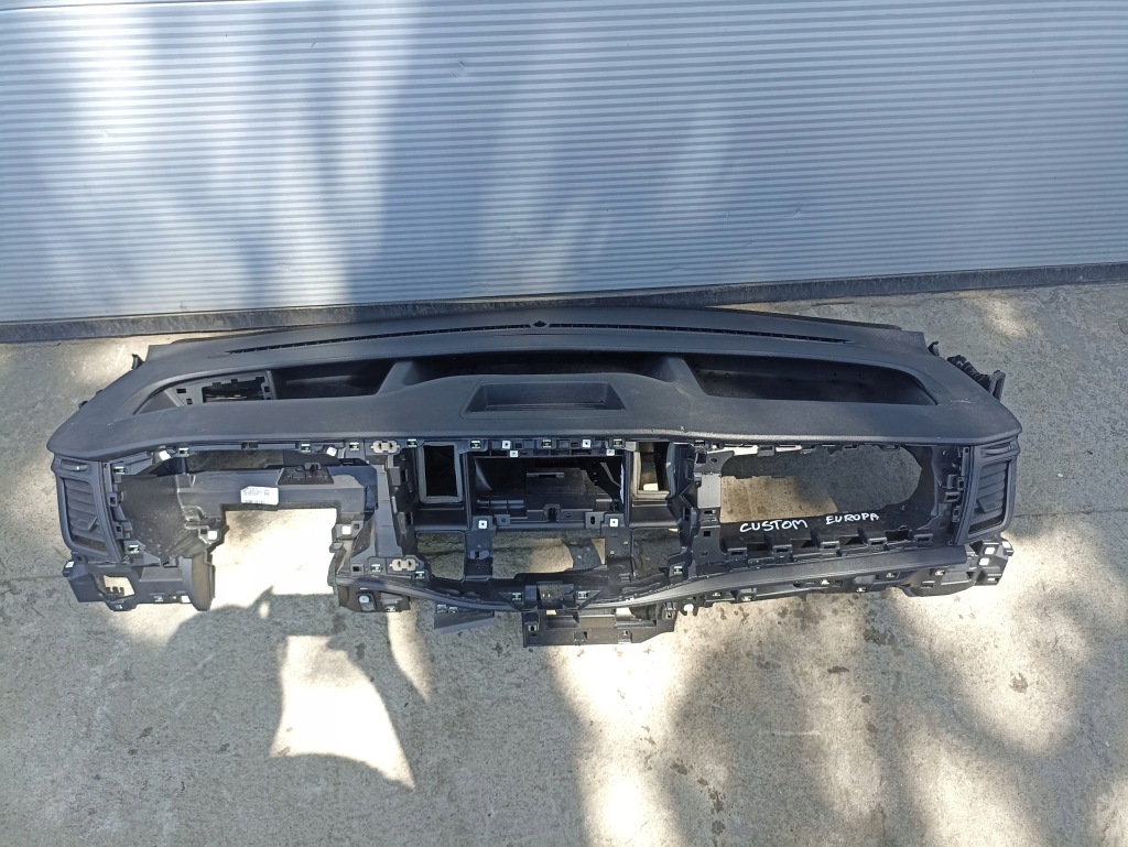 фото №1, Ford transit custom lift приборная панель консоль приборная панель