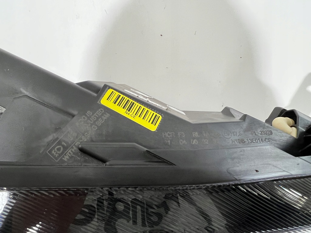 фото №8, Лампа правая full led ford fiesta mk8 ford led