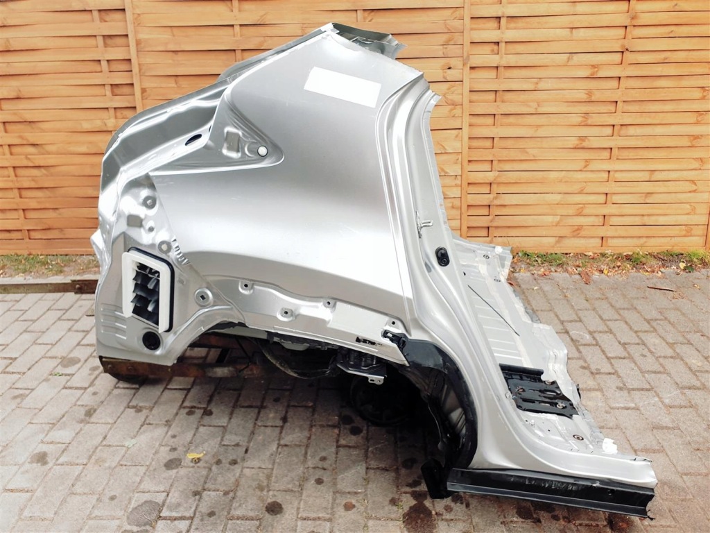 фото №1, Toyota yaris cross 20r+ крыло четверть правый задняя 1l0 !