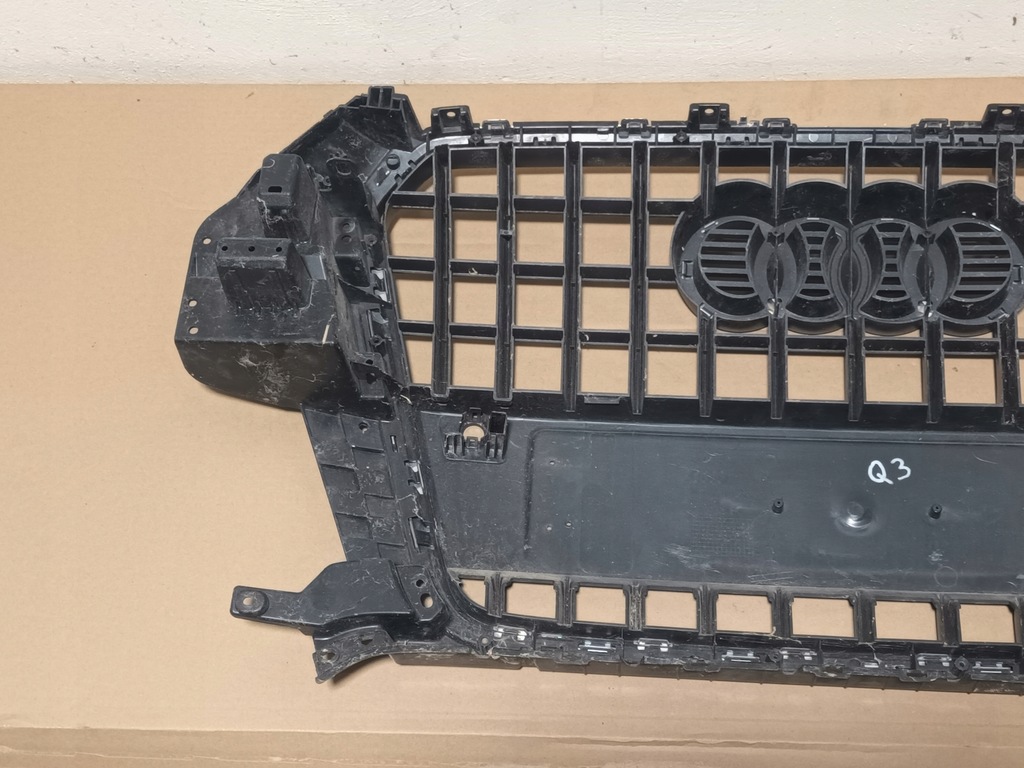 фото №9, Решётка радиатора audi q3 8u решётка радиатора 8u0 2011 - 2014