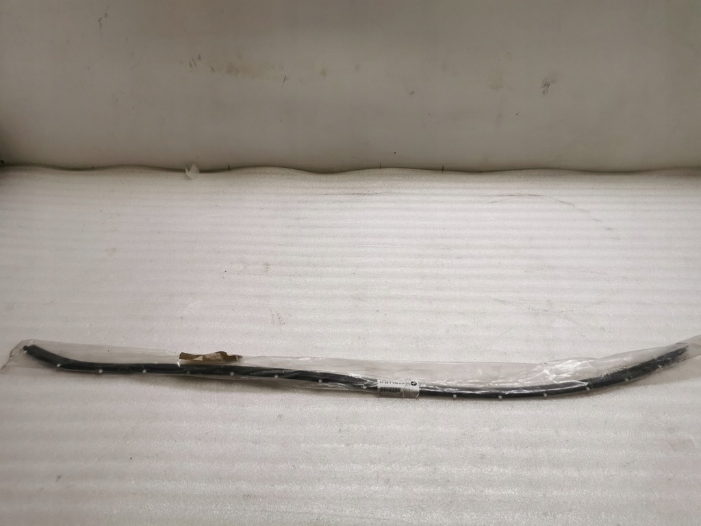 фото №1, Bmw 7 f01 f04 прокладка дверь левая нижняя задняя