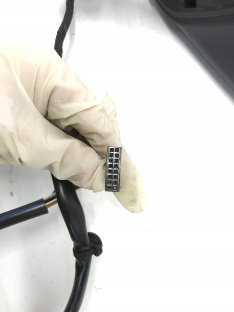 фото №8, Bentley bentayga зеркало наружное правое 15pin