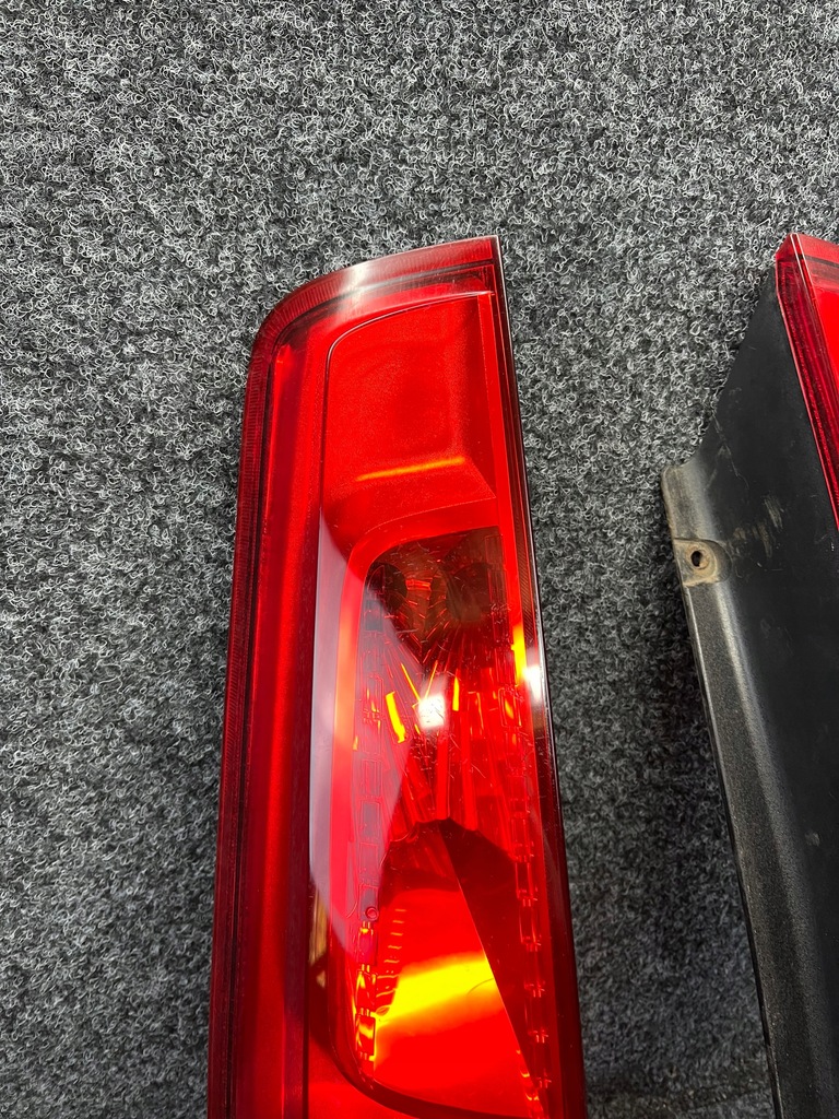 фото №9, Лампа задняя задняя правая+ левая ford fiesta mk vi 6 3 дверь lift