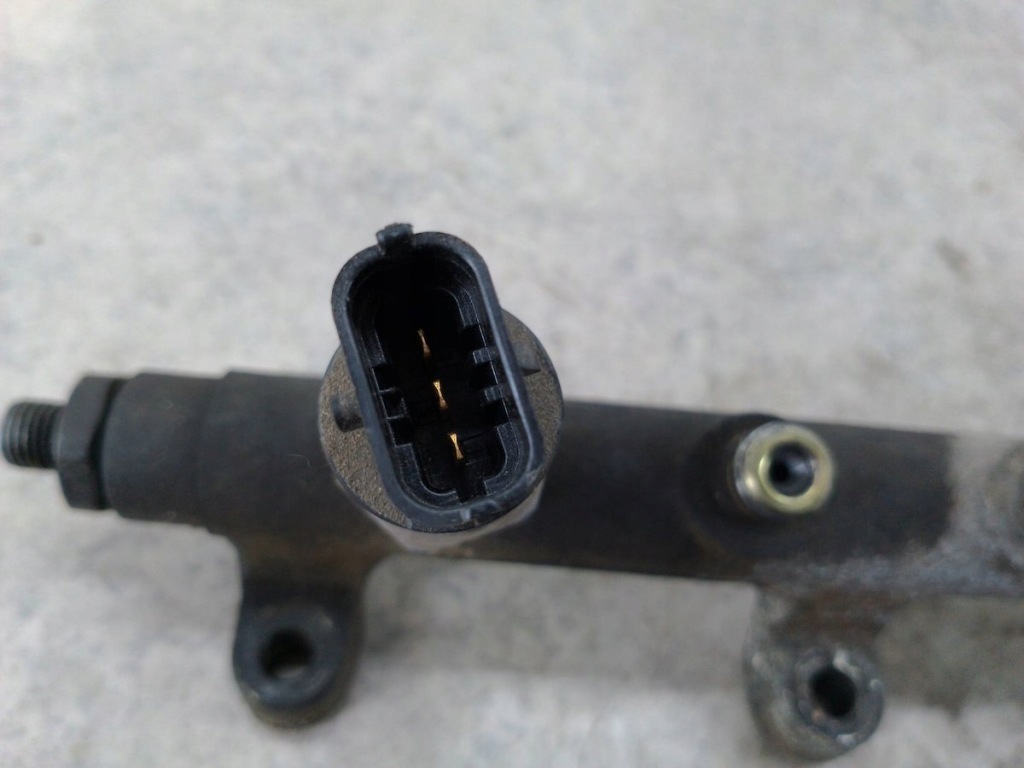 Купити Молдинг упорскування дизель opel movano a 8200023961 0445214025 bosch 2.5 cdti