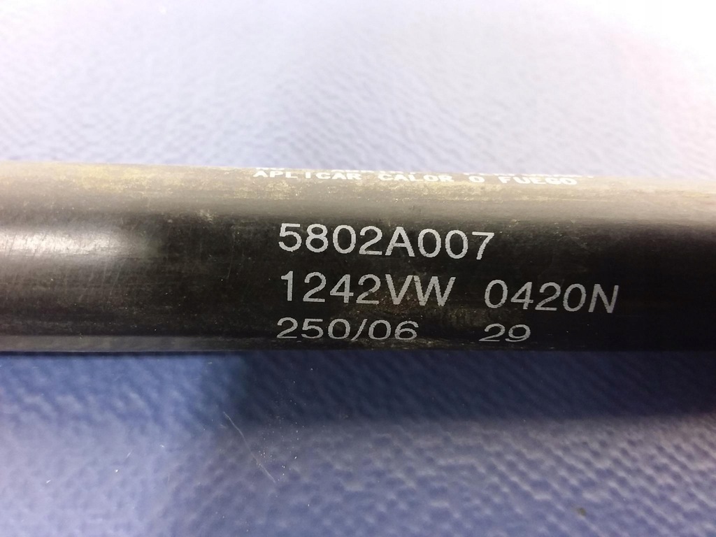 фото №5, Outlander ii амортизатори кришки задня 5802a007 5802a008