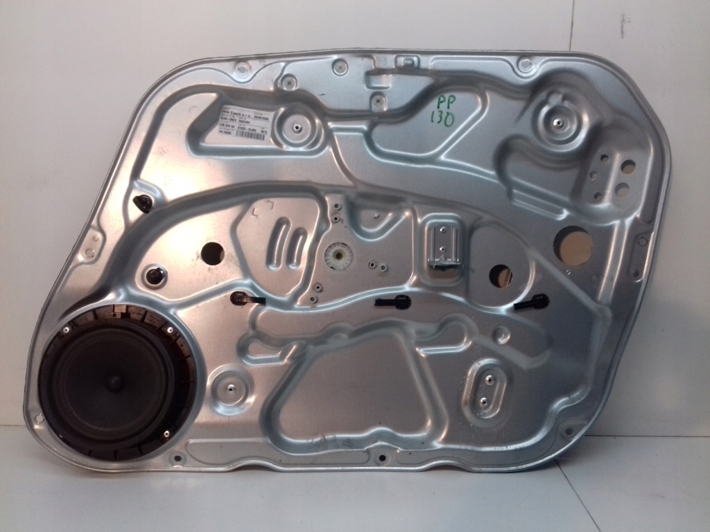 фото №1, Hyundai i30 i hb подъемник стекло правый перед 2007-12r