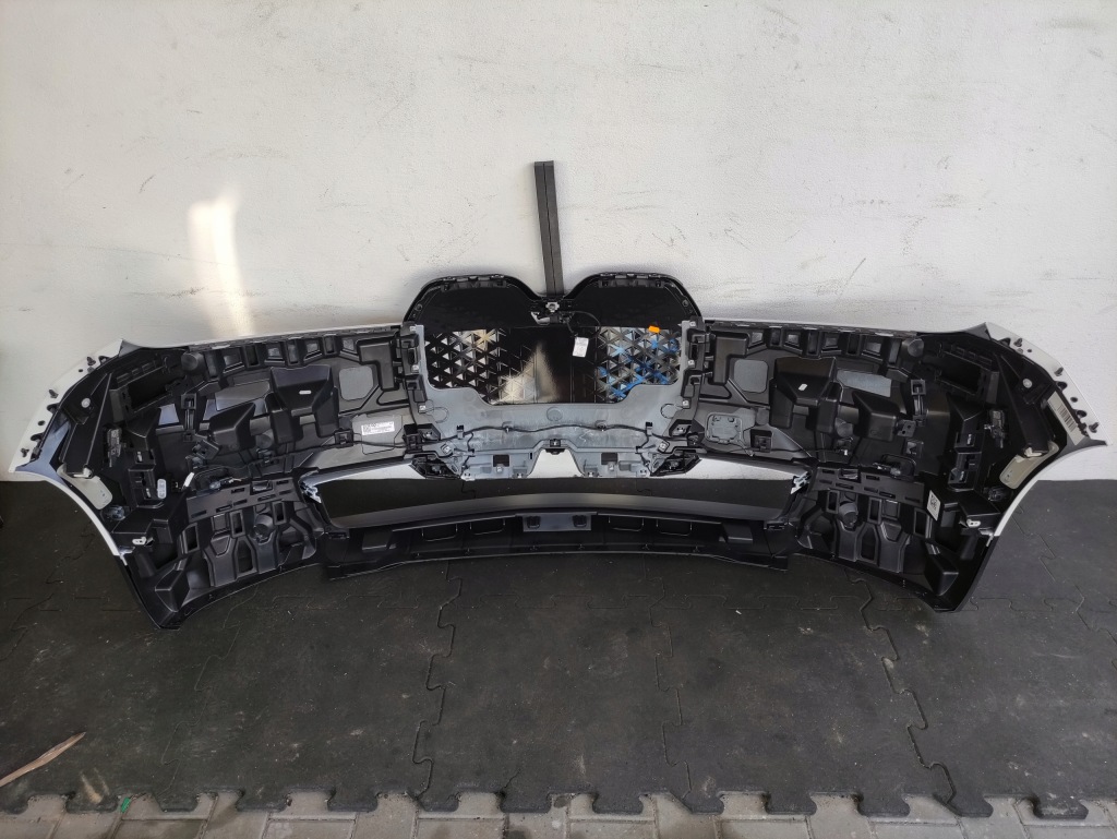 фото №8, Бампер перед передній bmw ix i20 колір a300 usa