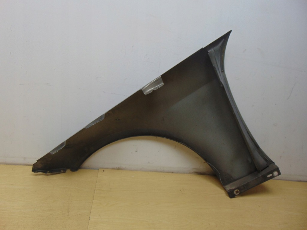 Крыло  правый  перед mercedes e.kl w212 a2128810201 Недорого