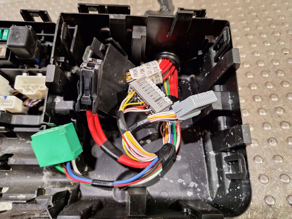 фото №5, Корпус коробка запобіжників 7254576330 renault koleos ii