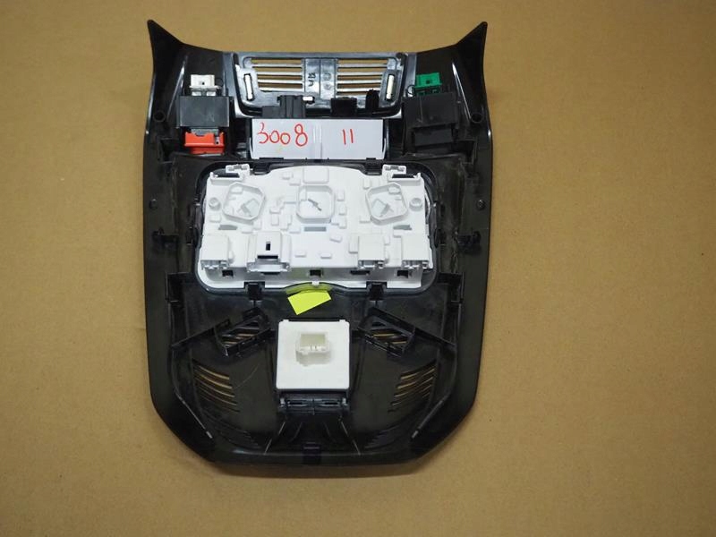 фото №4, Лампа стельовий кнопки peugeot 3008 ii