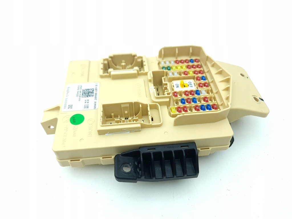 фото №3, Kia optima 2016 рамка / модуль предохранителей