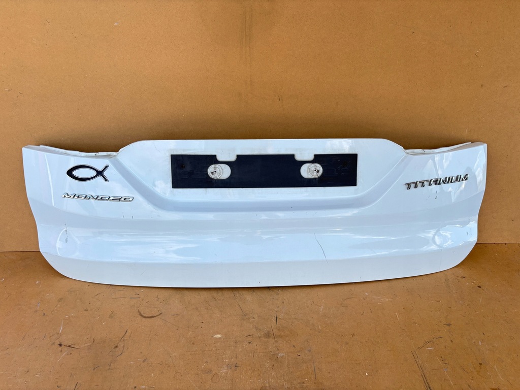 фото №1, Накладка крышки задняя ford mondeo mk5 kombi