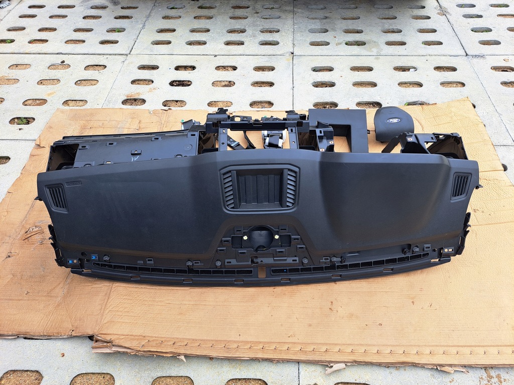 фото №9, Ford ranger 2017 r консоль ремни подушка безопасности оригинал