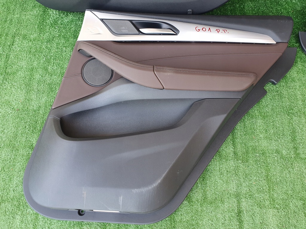 фото №2, Обивка обивка шторка дверь bmw x3 g01