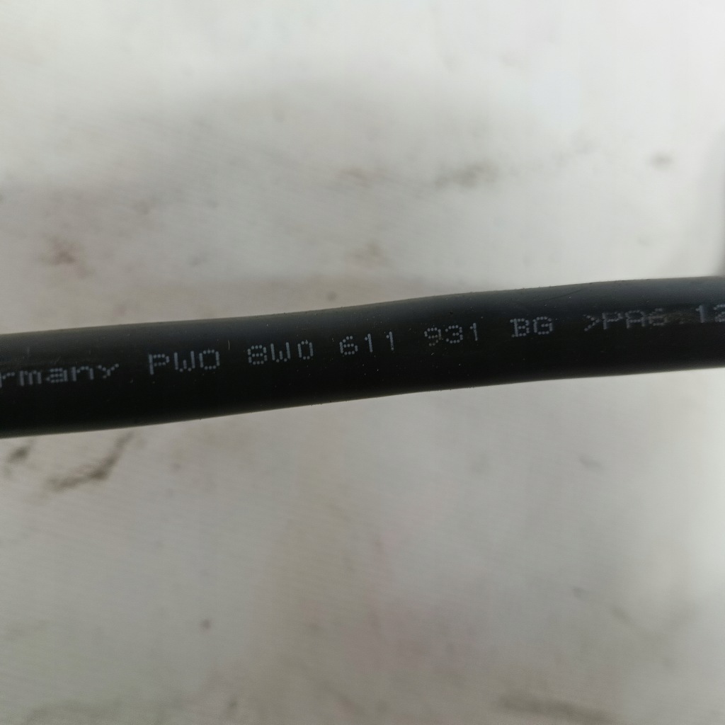 Купити Audi a5 3.0 18- труба вакууму датчик америка 8w0611931