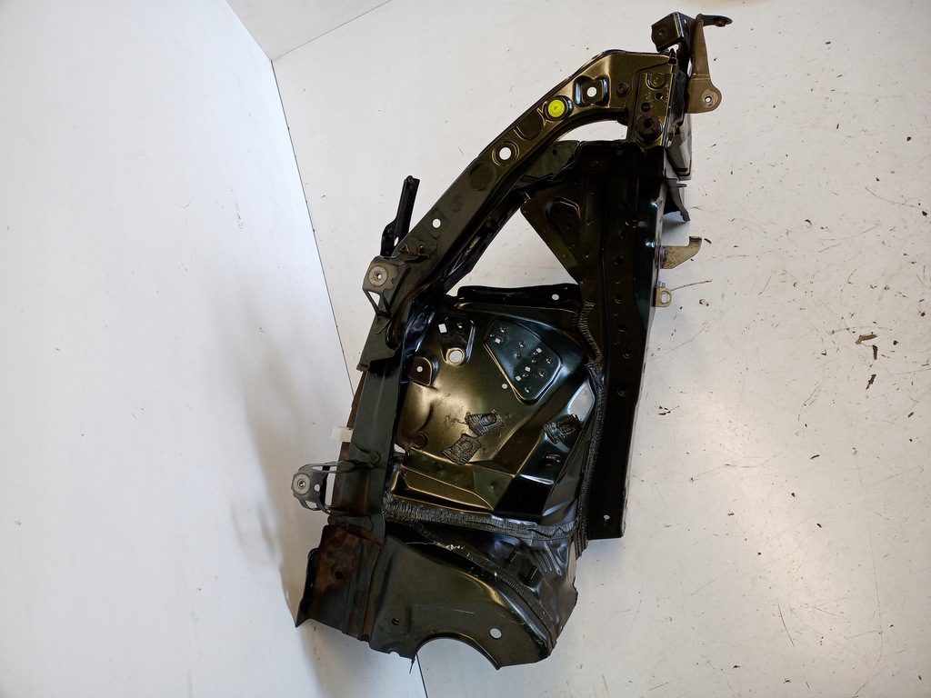 фото №3, Левая передняя четверть lexus ux